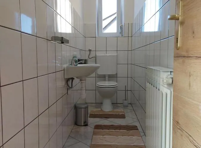 Apartment Tince *